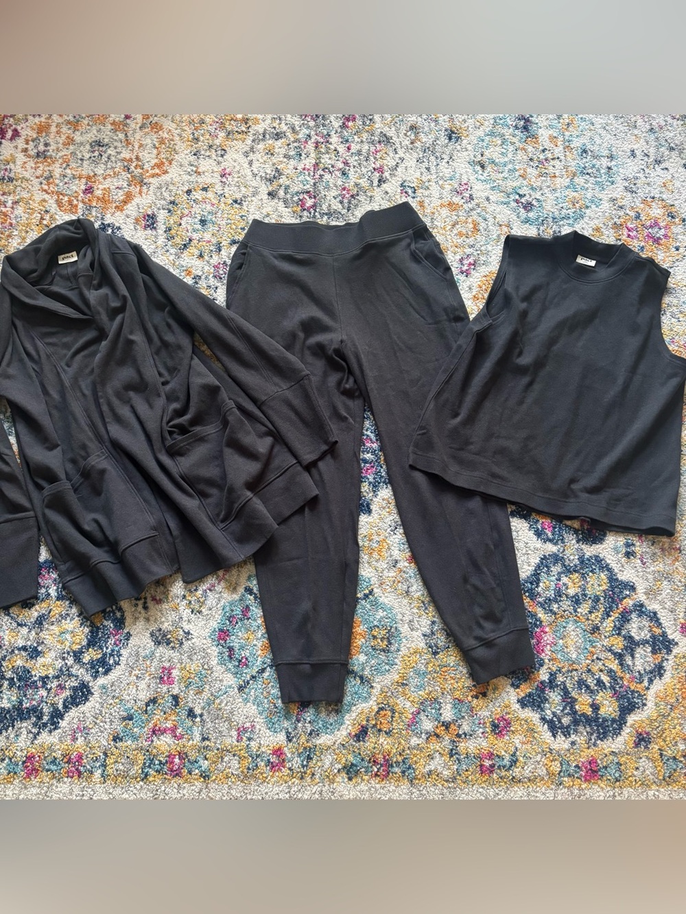 Pact Organic Cotton Airplane 3-Piece Set - black large - jogger, cardigan, shell